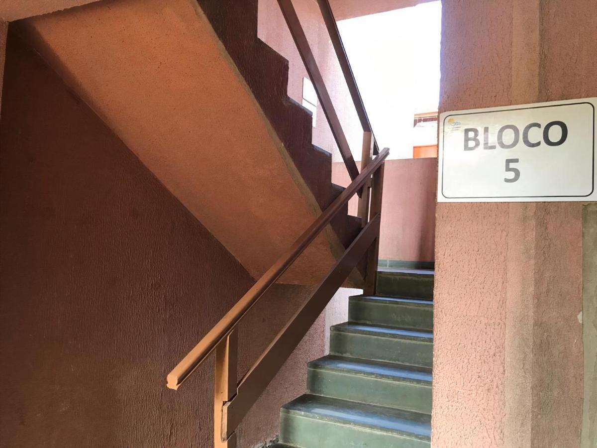Em Apartment *
